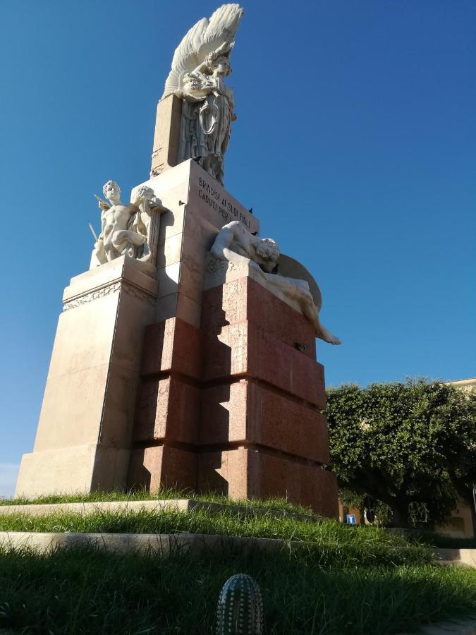 Metro Casa Vacanze Brindisi Buitenkant foto