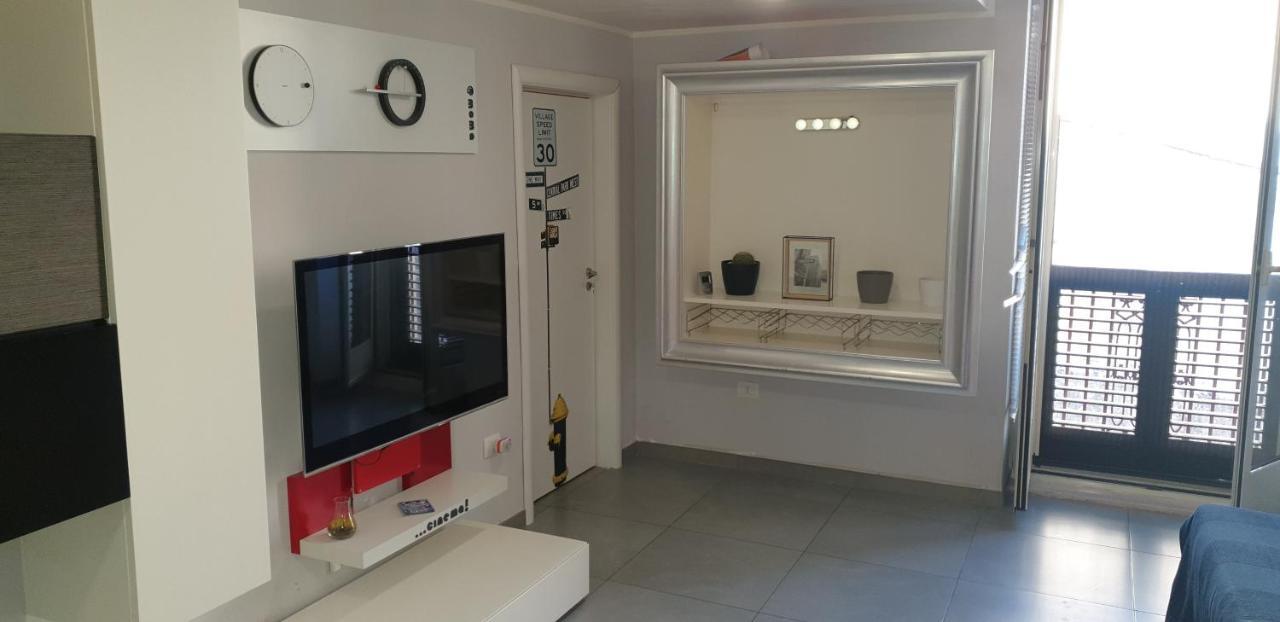 Metro Casa Vacanze Brindisi Buitenkant foto