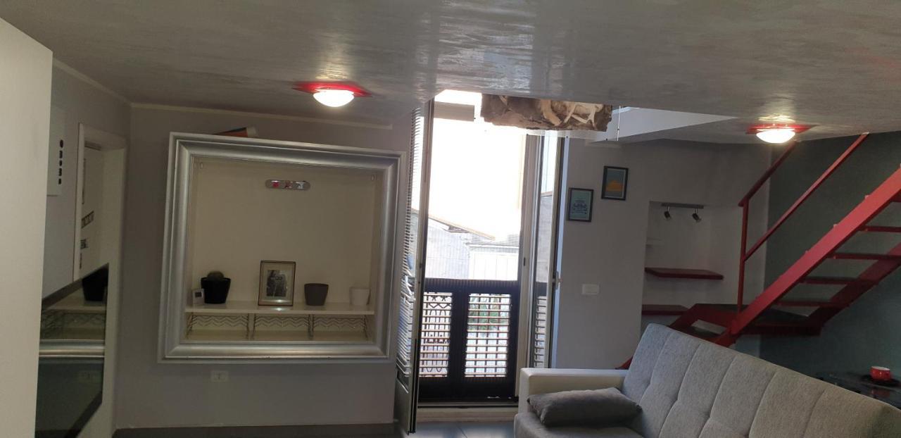 Metro Casa Vacanze Brindisi Buitenkant foto